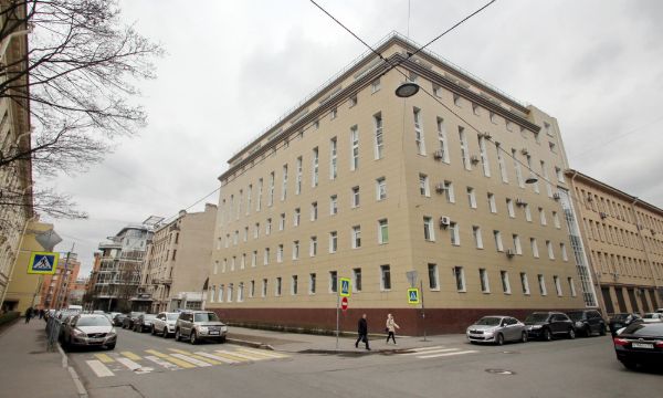 Административное здание на ул. Большая Посадская, 10А