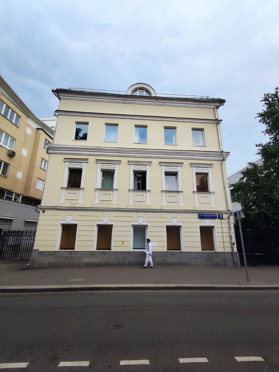 продажа помещений в БЦ в Старом Толмачёвском пер., 9