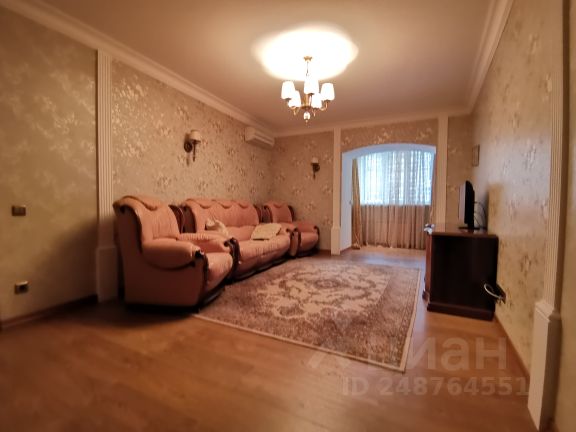 2-комн., 73,5 м², 1/6 этаж