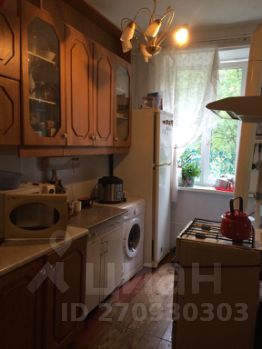 3-комн.кв., 70 м², этаж 1