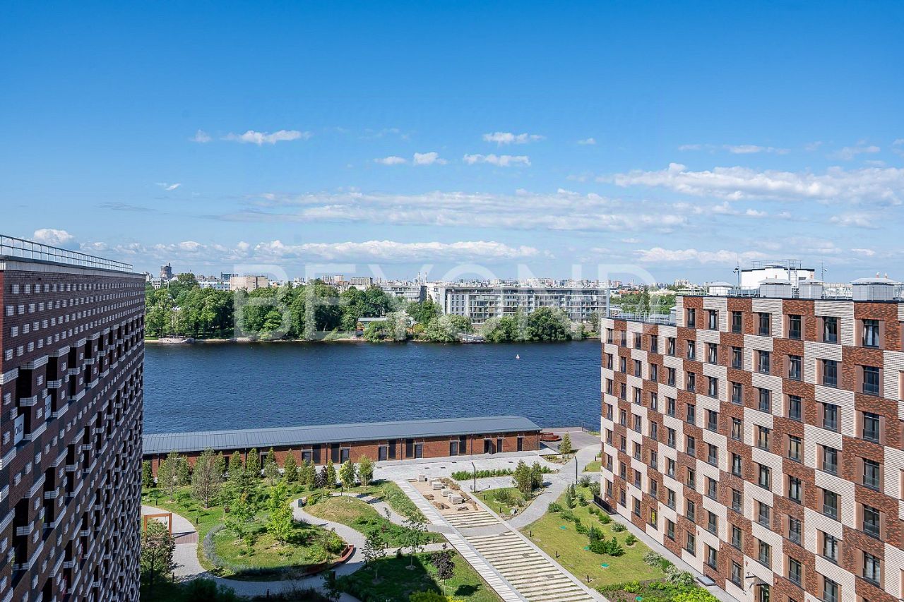 4-комн. кв., р-н Петроградский, Санкт-Петербург