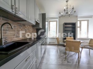2-комн.кв., 50 м², этаж 3