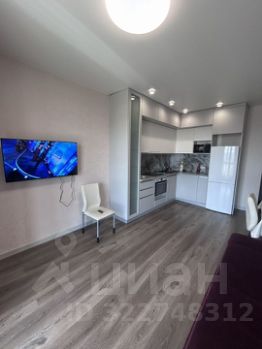 1-комн. кв 42 м2, 14/18 эт