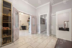 3-комн.кв., 77 м², этаж 6
