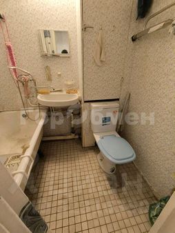 1-комн.кв., 35 м², этаж 3 1-комн.кв., 35 м², этаж 3