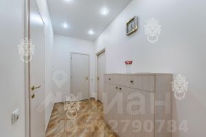 2-комн.кв., 87 м², этаж 15 2-комн.кв., 87 м², этаж 15