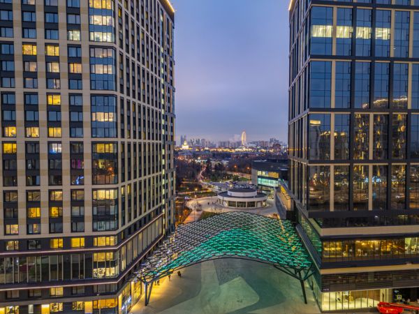 Многофункциональный комплекс Botanica (Ботаника)