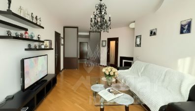 3-комн.кв., 100 м², этаж 9