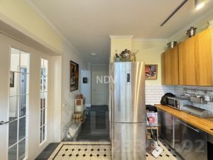 3-комн.кв., 82 м², этаж 2 3-комн.кв., 82 м², этаж 2