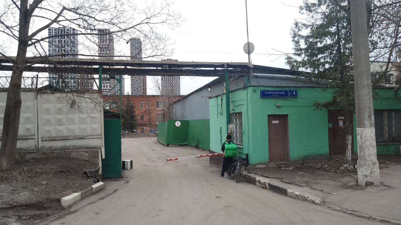 Складском комплексе в 1-м Иртышском проезде (в 1-ом Иртышском проезде, 4с2)