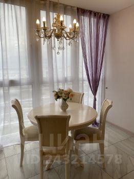 2-комн.кв., 72 м², этаж 20