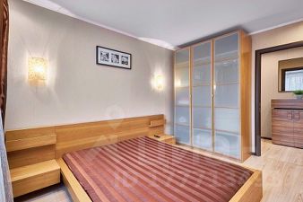 2-комн.кв., 70 м², этаж 2