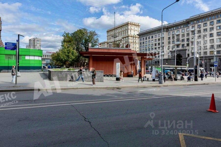 Торговая площадь (подвал), р-н Красносельский