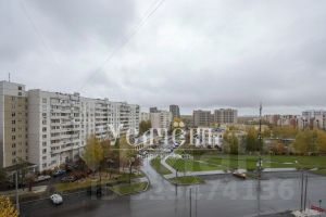 3-комн.кв., 77 м², этаж 6