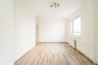 3-комн.кв., 77 м², этаж 2