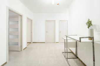 3-комн.кв., 77 м², этаж 2