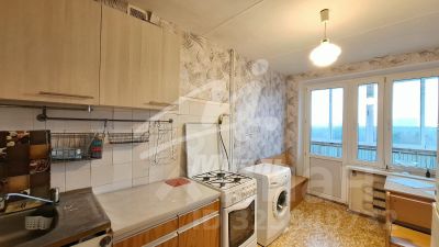 1-комн.кв., 39 м², этаж 10 1-комн.кв., 39 м², этаж 10
