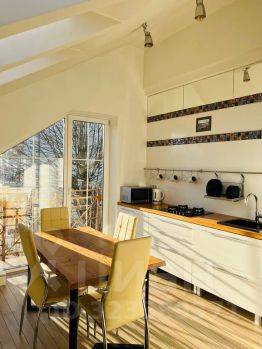 3-комн. кв 85 м2, 6/6 эт