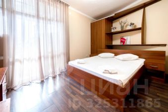 1-комн. кв 35 м2, 1/4 эт