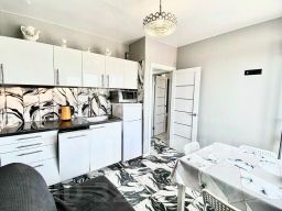 1-комн. кв 42 м2, 1/1 эт