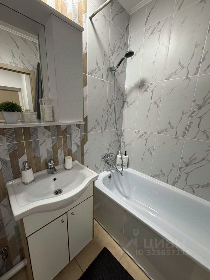 Студия Свердловская область, Екатеринбург ул. Дорожная, 18 (30.0 м²)