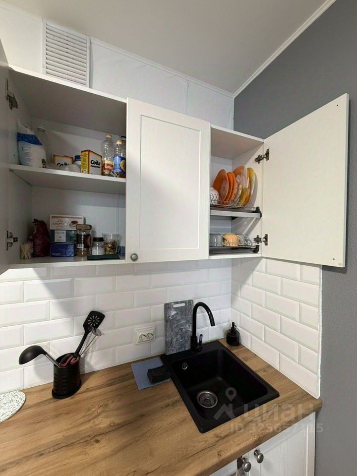 Студия Свердловская область, Екатеринбург ул. Дорожная, 18 (30.0 м²)