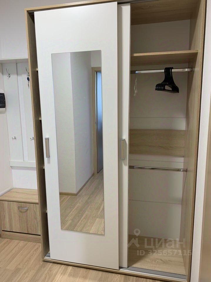 Студия Свердловская область, Екатеринбург ул. Дорожная, 18 (30.0 м²)