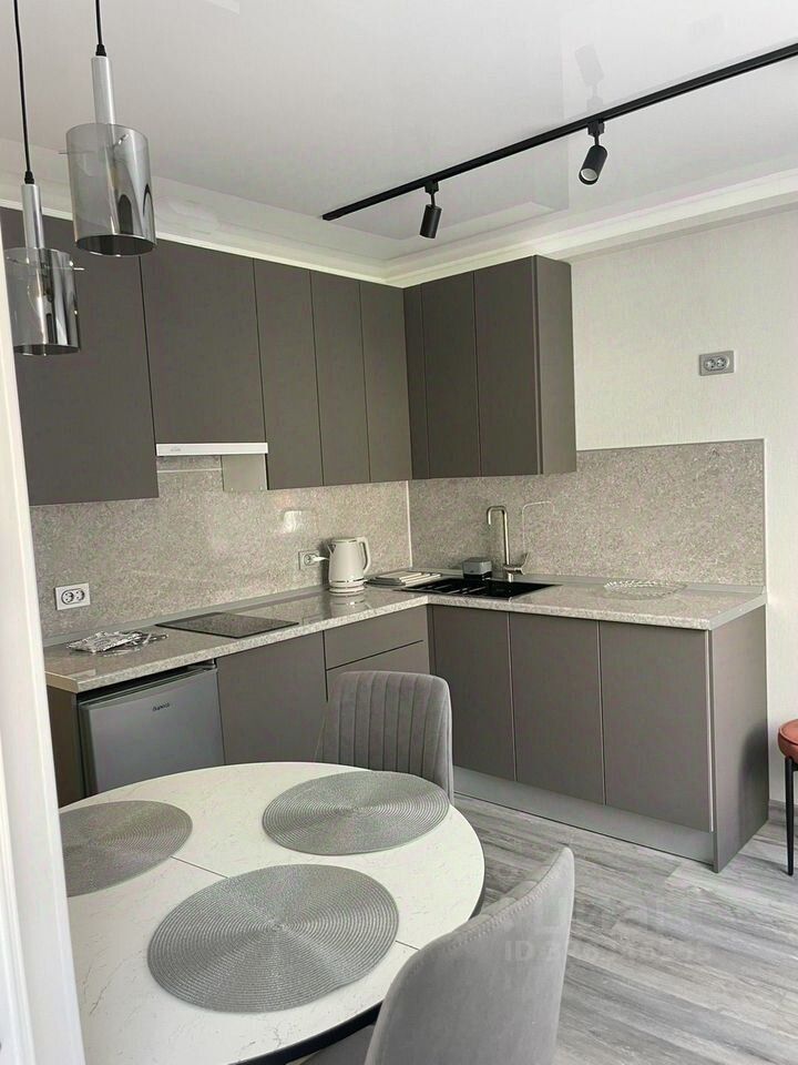 1-к кв. Ставропольский край, Ессентуки Кисловодская ул., 30Ак6 (36.0 м²)