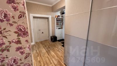 4-комн.кв., 82 м², этаж 4