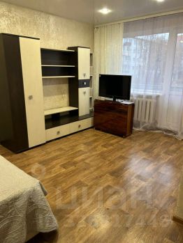 1-комн. кв 42 м2, 2/5 эт