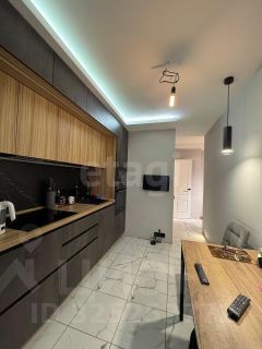 2-комн.кв., 61 м², этаж 23