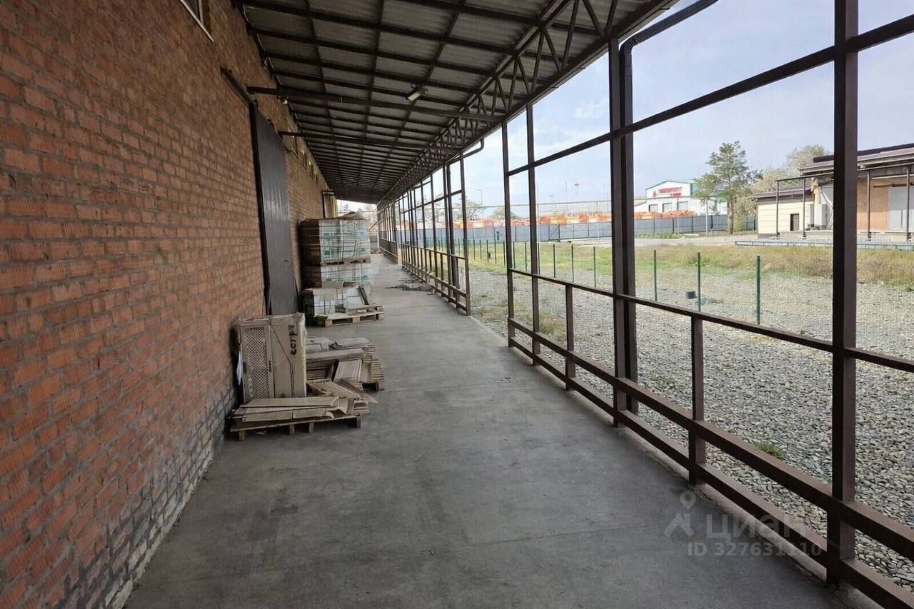 Помещение на 1-м этаже, 4500 м², Западный