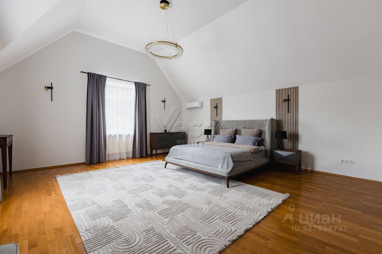 Продается2-этажныйкоттедж,360м²