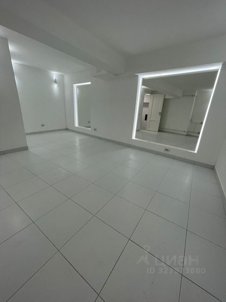 Помещение на 1-м этаже, 56 м², р-н Адмиралтейский