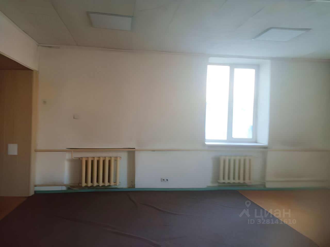 Торговая площадь, р-н Калининский