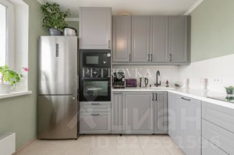 2-комн.кв., 60 м², этаж 9