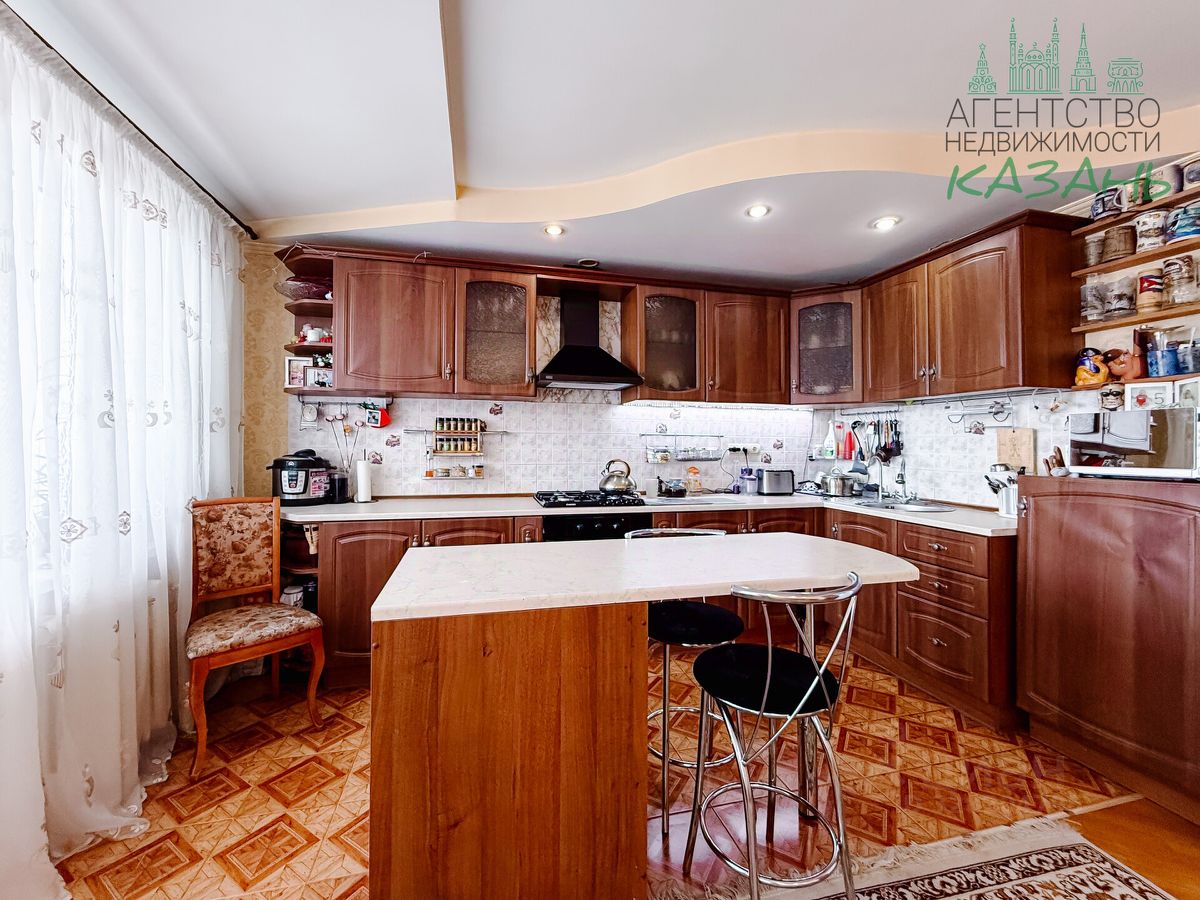 3-комн. кв., р-н Ново-Савиновский, Казань