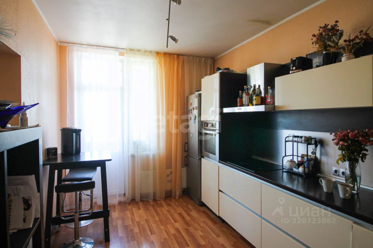 3-комн. кв., р-н Кировский, Екатеринбург