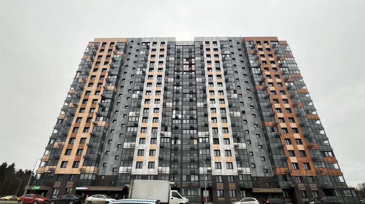 Новостройка