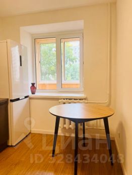 1-комн. кв 40 м2, 2/14 эт