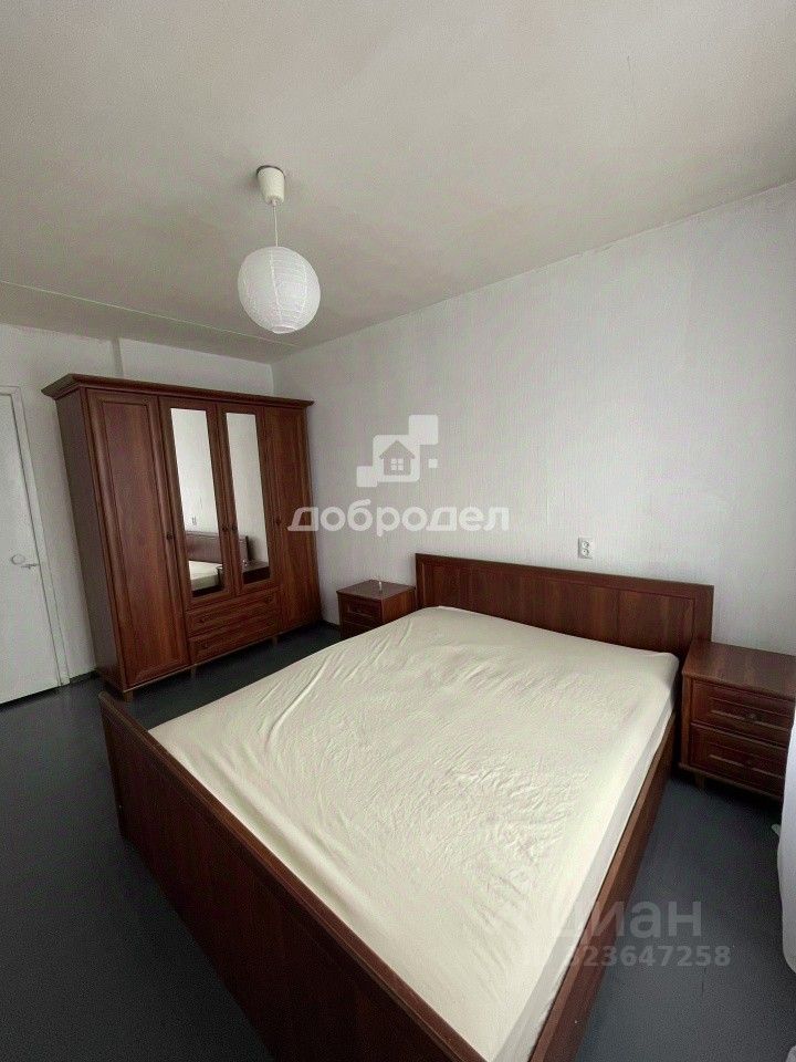 3-комн. кв., р-н Орджоникидзевский, Екатеринбург