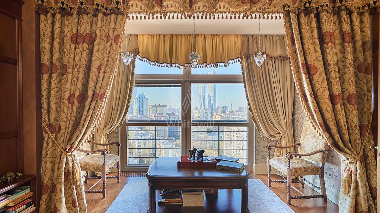 Виды на МГУ и Сити | Кутузовский, Москва