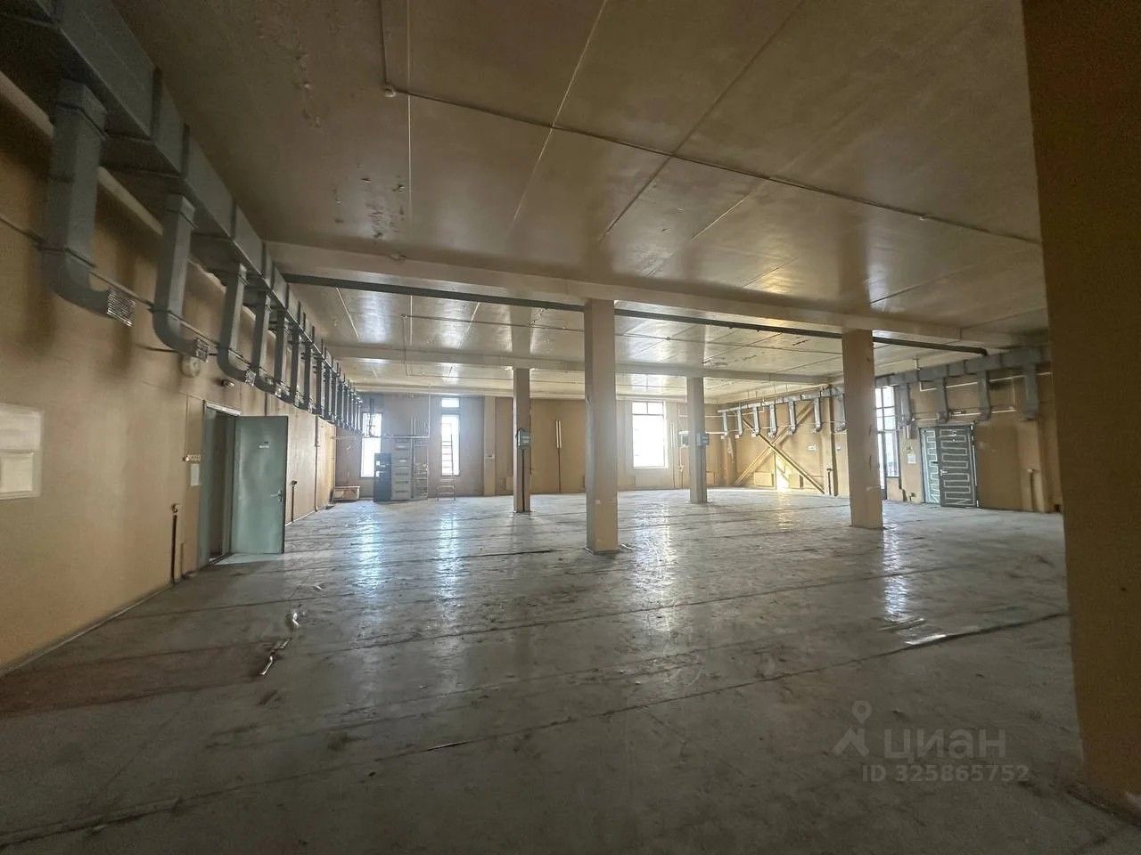 Помещение на 1-м этаже, 4100 м², р-н Красногвардейский