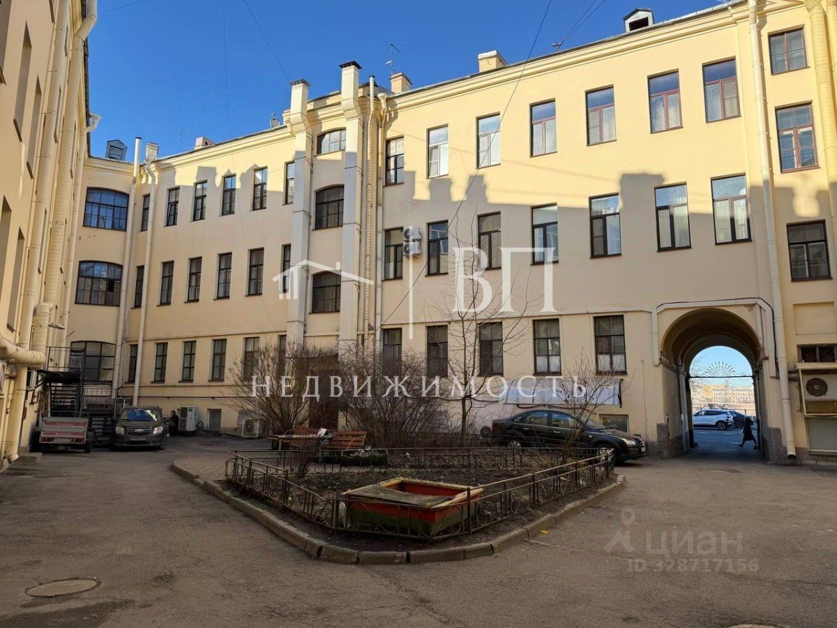4-комн. кв., р-н Василеостровский