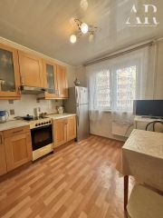 2-комн.кв., 52 м², этаж 4