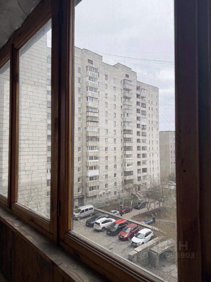 4-комн. кв., р-н Верх-Исетский, Екатеринбург