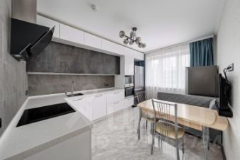 3-комн.кв., 77 м², этаж 3