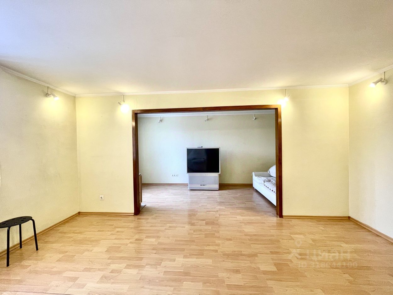 3-комн. кв., р-н Кировский, Екатеринбург