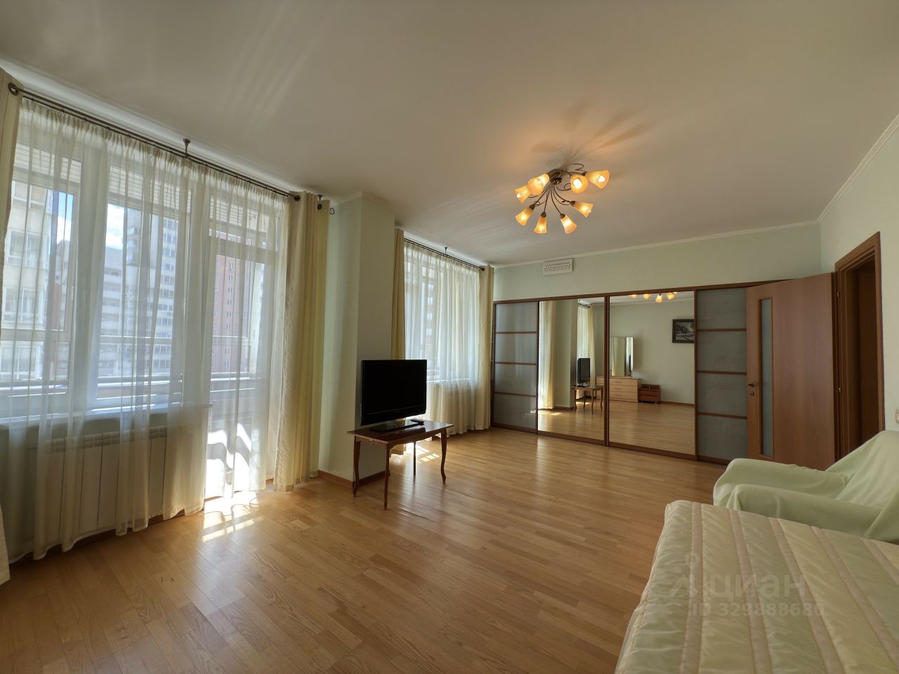 3-комн. кв., р-н Центр, Екатеринбург