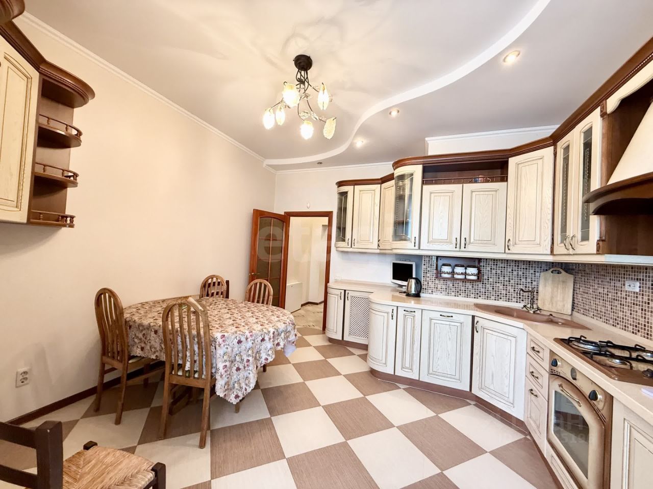 3-комн. кв., р-н Приволжский, Казань